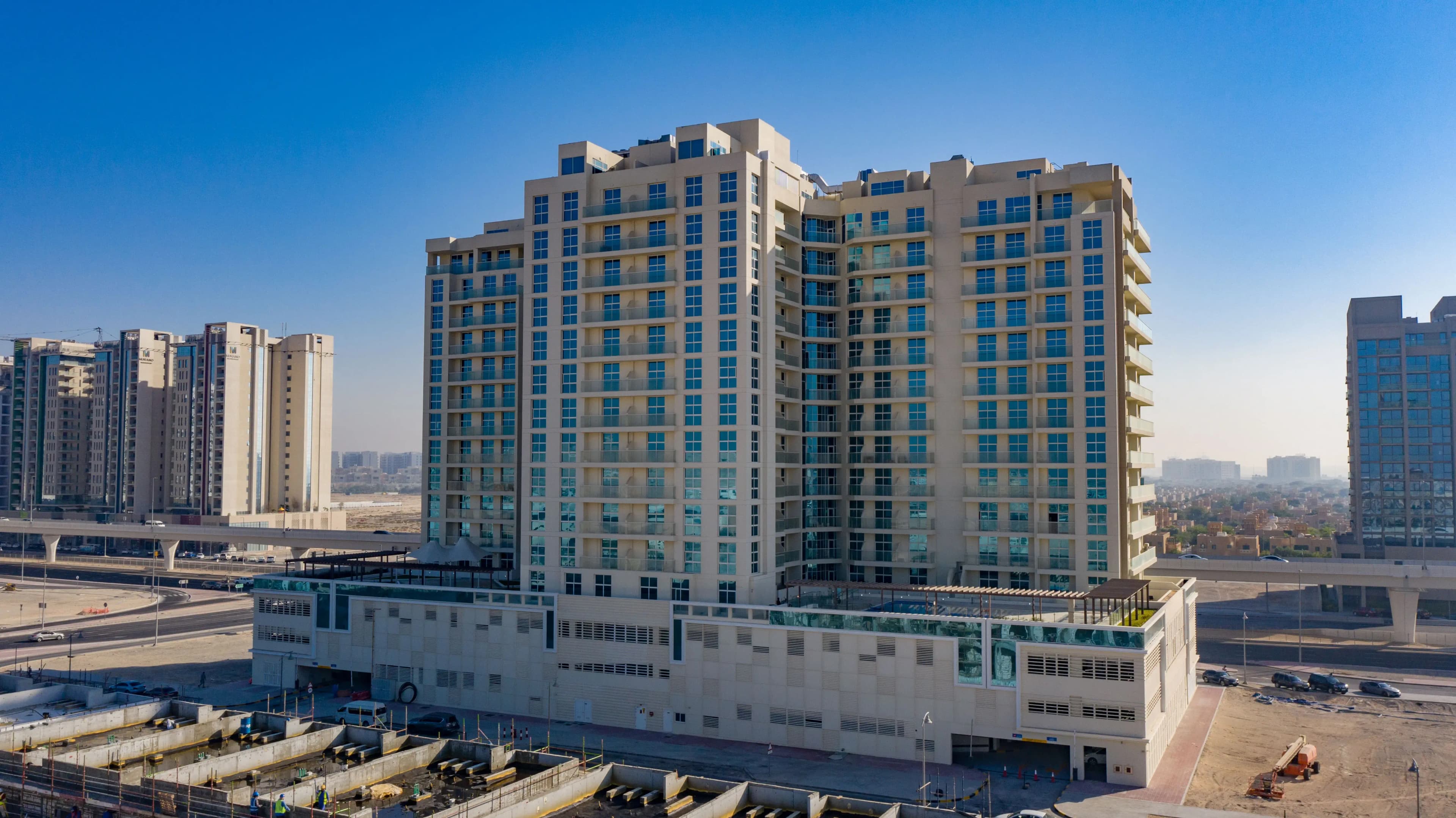 Azizi Plaza, Jebel Ali Village, Dubai, photo 3